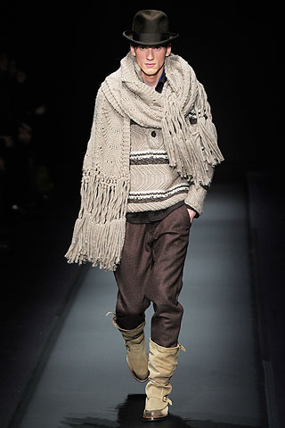 Salvatore Ferragamo / - 2010-2011